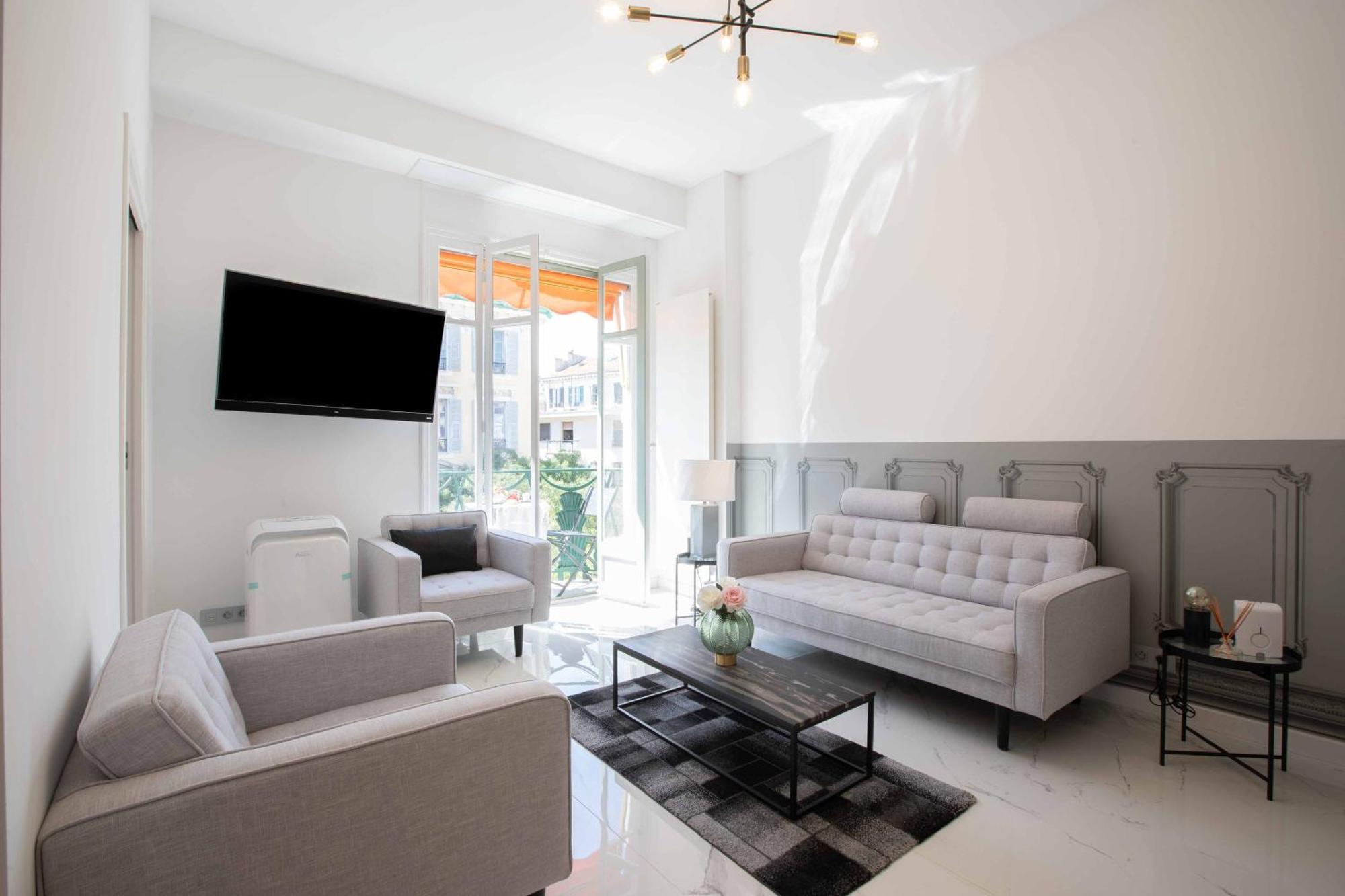 Le Magenta - Happy Rentals Nisa Exterior foto